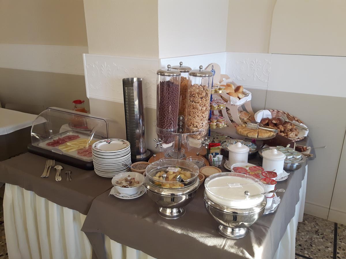 Hotel Eden Alaxi 3*